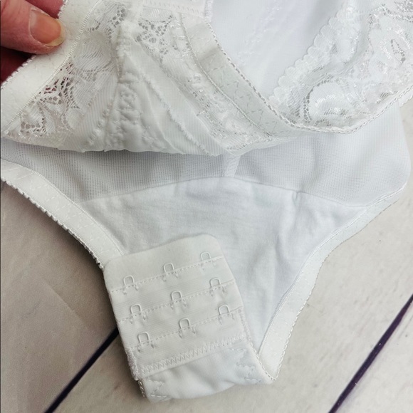 White Lace Shapewear Bodysuit sz 36,38, 40, NWT - Picture 12 of 16